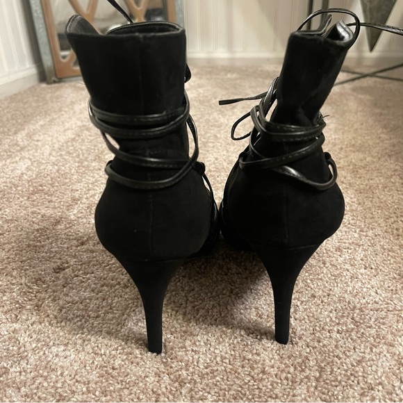 Nordstrom Wild Diva Lace Up Suede Pumps Heels Peep Toe Booties Black Size 8.5 - Picture 6 of 11